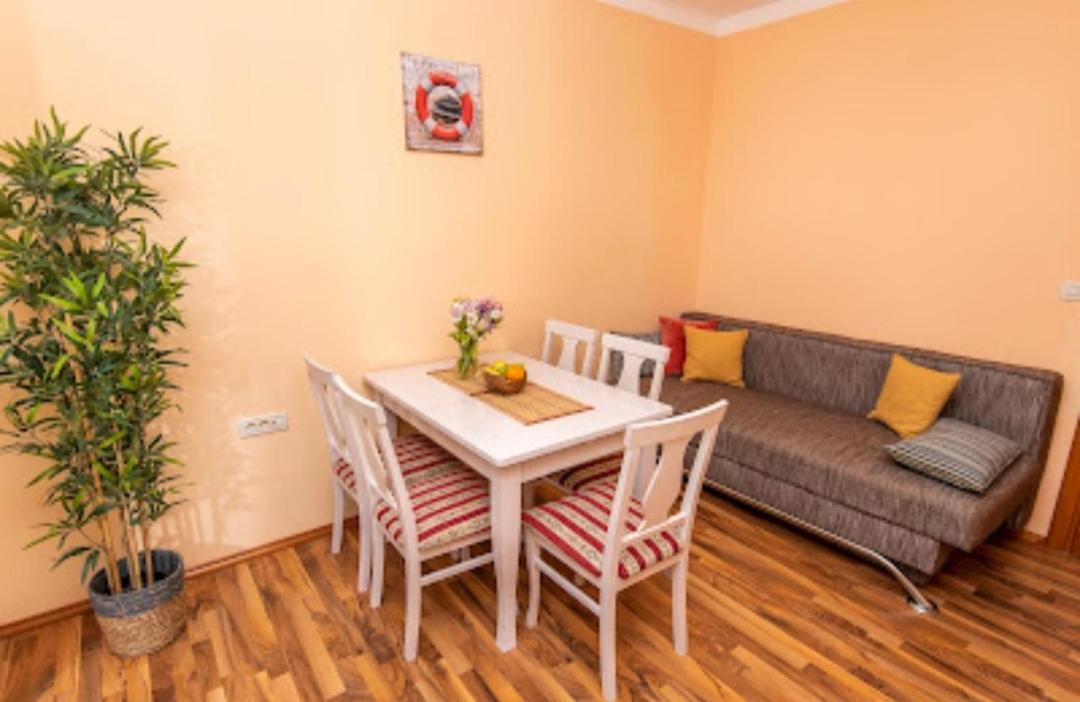 Apartmani Dubrava Podstrana Extérieur photo